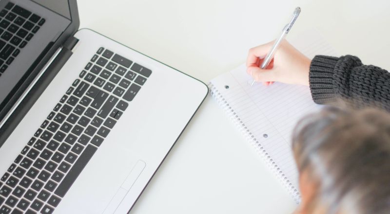 Google faz atualização para entregar títulos de páginas mais informativos Atenção SEOs: Google atualiza forma como gera títulos de páginas da Web